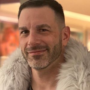 Meet your Posher, Cager